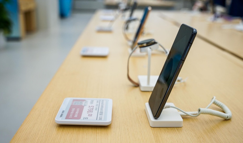 云里物里電子價(jià)簽攜手運(yùn)營(yíng)商門店，推動(dòng)智顯升級(jí)